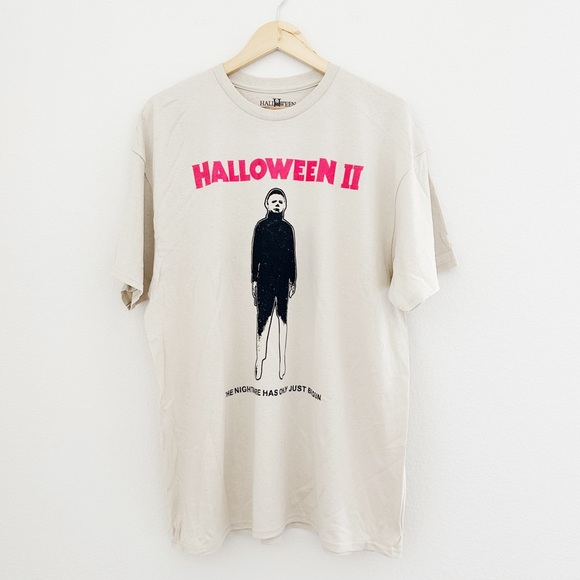 NEW Halloween II Michael Myers Graphic Tee - Picture 6 of 6